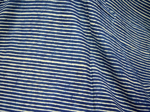 Indigo Fabric Block Printed cotton fabric by the Yard Blue Cotton Fabric Indian Crafting bohemian Dress material quilting fabric for dresses