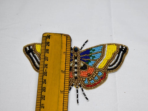 scale image of butterfly applique size 4 inch