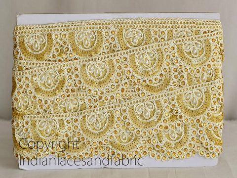 9 Yard Ivory 4cm Decorative Indian Embroidery Scallop Edge Laces Sewing Trims Sari Border Beaded Embellishments DIY Crafting Trimmings