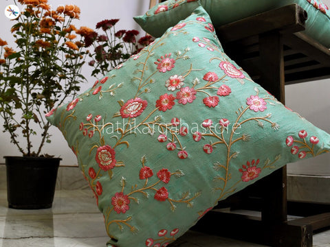 Beautiful Embroidery Frill Throw Pillow Embroidered Square Cushion Cover with Ruffle
