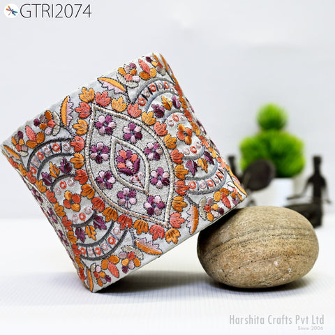 9 Yard Indian Decorative Embroidered 125 mm Sari Border Embroidery Fabric Trim DIY Crafting Laces Saree Ribbon Sewing Lehenga Home Decor