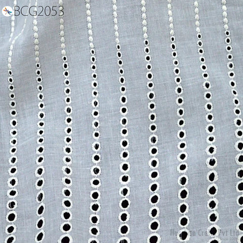 Dyeable Indian White Cotton Hakoba Fabrics Embroidered Eyelet Fabric by the Yard Schiffli Kids Women Summer Dresses Draperies Girls Apparel