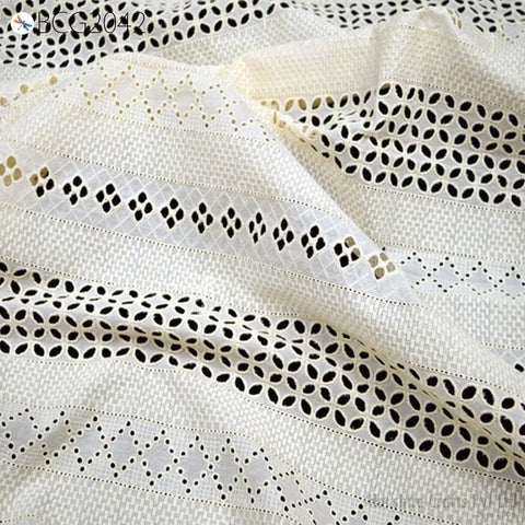 Unbleach Indian White Cotton Hakoba Fabrics Embroidered Eyelet Fabric by the Yard Schiffli Kids Women Summer Dresses Draperies Girls Apparel