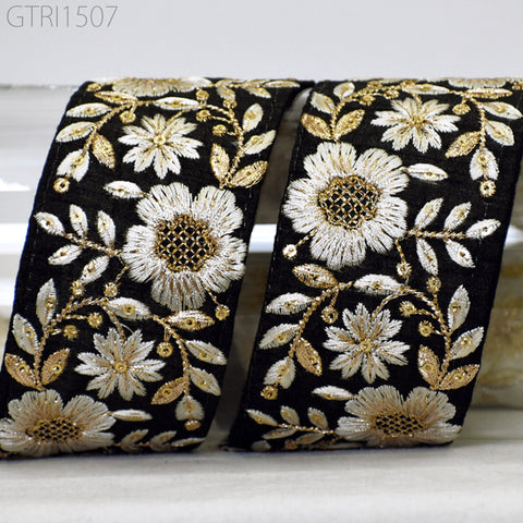 9 Yard Embroidered Fabric Trim Decorative Indian Embroidery Embellishments Tapes DIY Crafting Sewing Saree Ribbons Sari Border Clutches