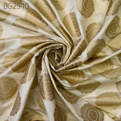 Ivory Brocade Fabric by the Yard Blended Indian Wedding Dresses Varanasi Crafting Sewing Costume Lehenga Valances Drapery Blouses Upholstery