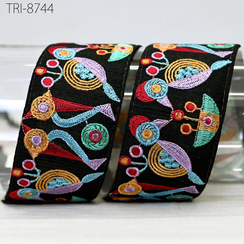 9 Yard 5cm Indian Embroidery Ribbon Trim Border Embellishment Embroidered Fabric Saree DIY Crafting Sewing Curtains Wedding Dress Trimmings