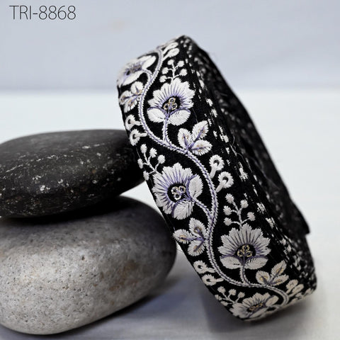 Embroidered trim Floral design, black ribbon