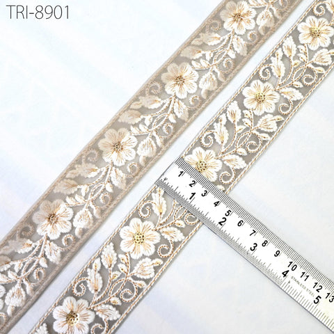 9 Yard 4cm Grey Embroidery Ribbon Trims Embellishment Embroidered Saree Border Costumes Crafting Sewing Beach Bags Tote Pouche Wall Hangings