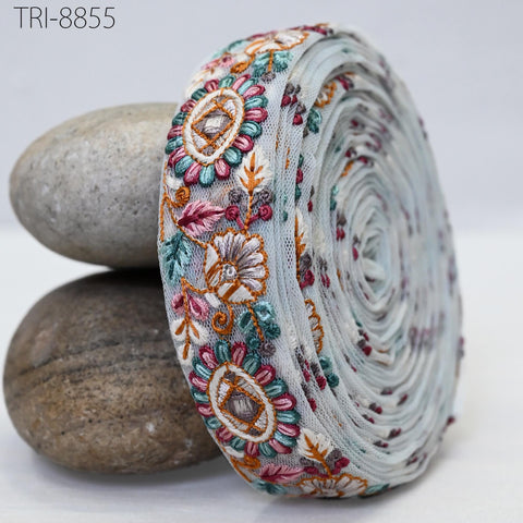 9 Yard Multicolour 3cm Embroidery Ribbon Indian Trim Sari Border DIY Craft Sewing Theatrical Costumes, Tablecloths, Christmas Decoration