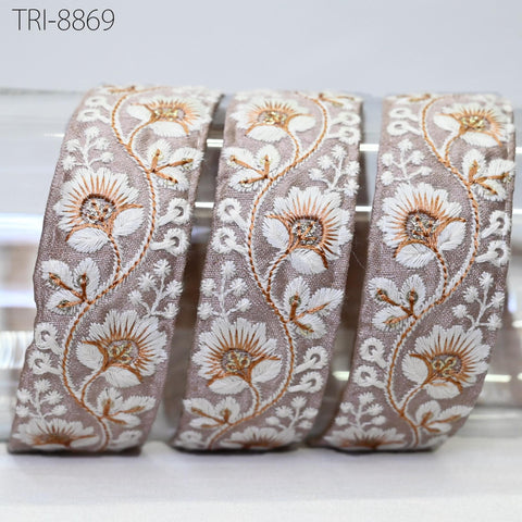 floral design sari trimming