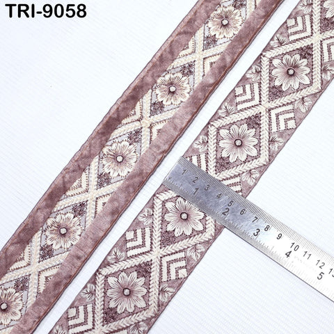 9 Yard Dusty Pink Embroidered Saree Ribbon Embroidery 5 CM Trim Sari Border Embellishments Crafting Costumes Curtains Dog Collar Tote Bags