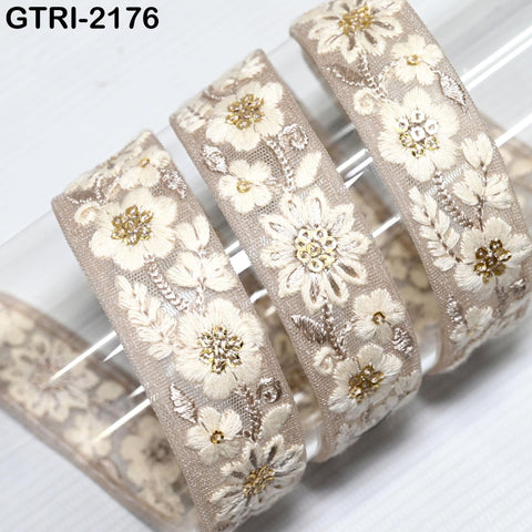 9 Yard 3cm Embroidery Ribbon for Kids Crafting Sewing Costumes Dog Collar Tote Bags, Lampshades, Holidays Decor Embroidered Embellishment