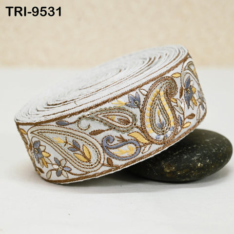 9 Yard White 50mm Embroidery Trims Ribbons Indian Sari Border Embroidered DIY Crafting Sewing Costumes Tablecloth Lampshade Pets Accessory