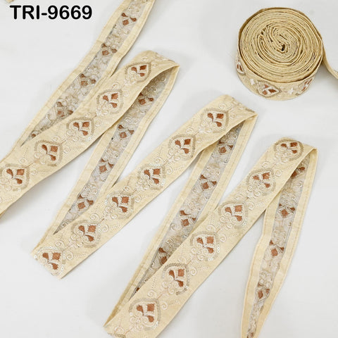 9 Yard Ivory Embroidery Ribbon 4cm Trim Embroidered Indian Sari Embellishments Crafting Tote Bags Trimming Curtains Headbands Saree Border