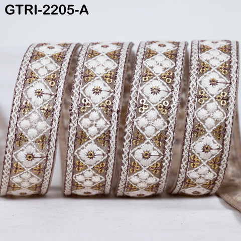 9 Yard 3cm Embroidery Ribbon for Kids Crafting Sewing Costumes Dog Collar Tote Bags, Lampshades, Holidays Decor Embroidered Embellishment