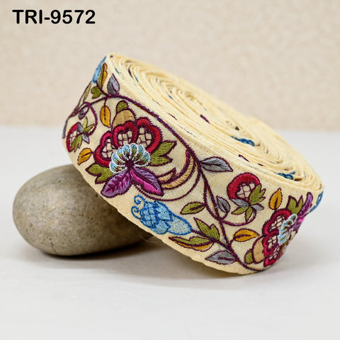 9 Yard Embroidery 5cm Ribbon Beige Trim Tape Embellish Embroidered Saree Border Costume Crafting Sewing Beach Bag Tote Pouche Wall Hanging