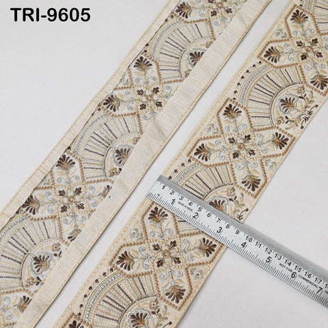 9 Yard Embroidered Fabric Trim Indian Embroidery Sari Border Crafting Saree Sewing Decorative Beach Bag Cushions Trimmings Ribbons Tape 9cm