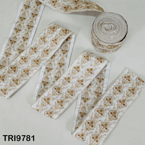 3 Yard Embroidery Ribbons 9cm Trim Embellishment Embroidered Saree Border Theatrical Costumes DIY Crafting Sew Holidays Wreaths Decor White