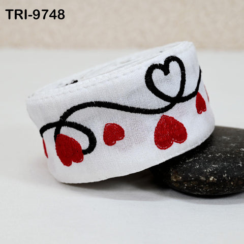 3 Yard White Embroidery Ribbon 5 cm Trim Hearts Indian Sari Border DIY Crafting Sewing Bag Straps for Kids Junk Journals Pet Accessories