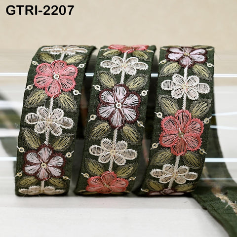 9 Yard 3cm Embroidery Ribbon for Kids Crafting Sewing Costumes Dog Collar Tote Bags, Lampshades, Holidays Decor Embroidered Embellishment