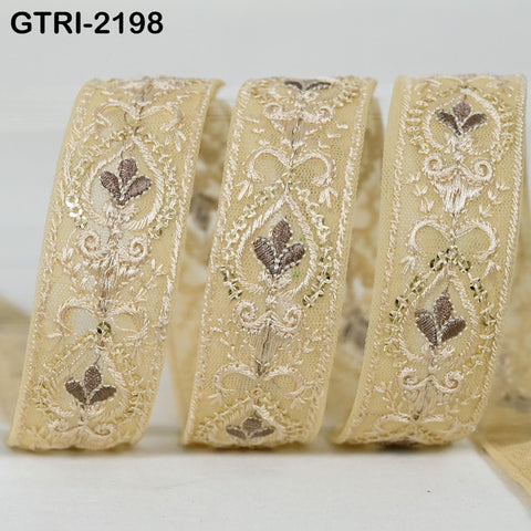 9 Yard Embroidery Ribbon for Kids Crafting Sewing Costumes Dog Collar Tote Bags, Lampshades, Holidays Decor Embroidered Embellishment 3cm