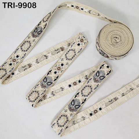 9 Yard Ivory 4 cm Embroidery Trims Ribbons Indian Sari Border Embroidered Crafting Sewing Costume Tote Bags Tablecloth Lampshade Home Decor