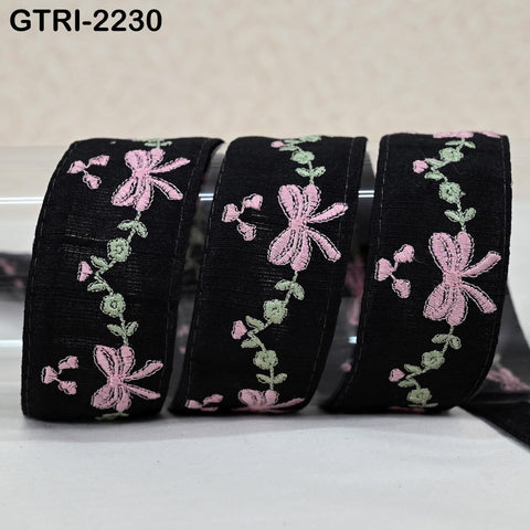 9 Yard Indian Embroidery Ribbons Embroidered Fabric Trim Embellish Saree Tape Sewing Crafting Border Wedding Dress Costume Accessories 32mm