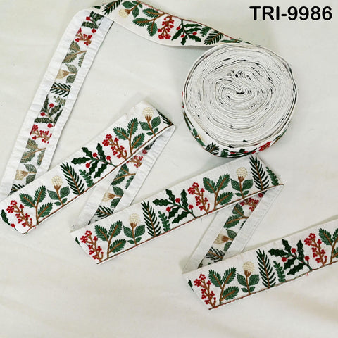 9 Yard White Embroidery Ribbon Fabric Trim Embroidered Border Crafting Sewing Indian Tote Bags Costumes Christmas Holiday Ornaments 4.5 cm