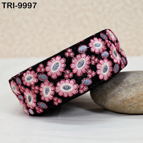 9 Yard Indian Embroidery Ribbons 5cm Trim Border Embroidered Crafting Tote Bag Theatrical Costumes Christmas Holiday Ornaments Home Pink