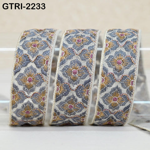 9 Yard Embroidered Ribbons Fabric Trim Embroidery Gift Wrapping Indian Sari Embellishment Sewing DIY Crafting Border Cushion Lace 3cm