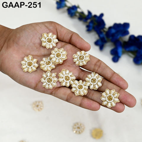 100 Handmade Sequin Flower Appliques (2 cm) : Indian Sewing Patches, DIY Embellishments