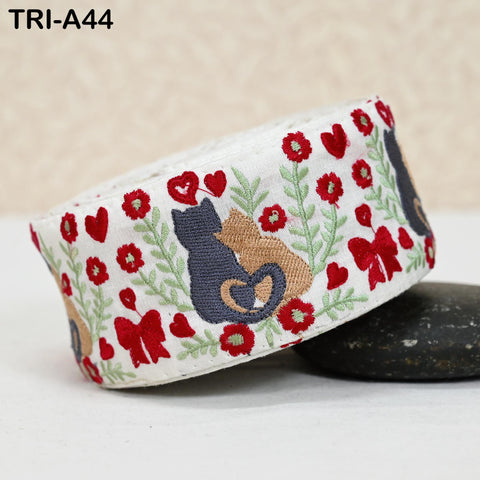 9 Yard Indian Embroidery Ribbons 5cm Christmas Decor Border Embroidered Crafting Tote Bag Costumes Holiday Ornaments Trims for Cat Lovers