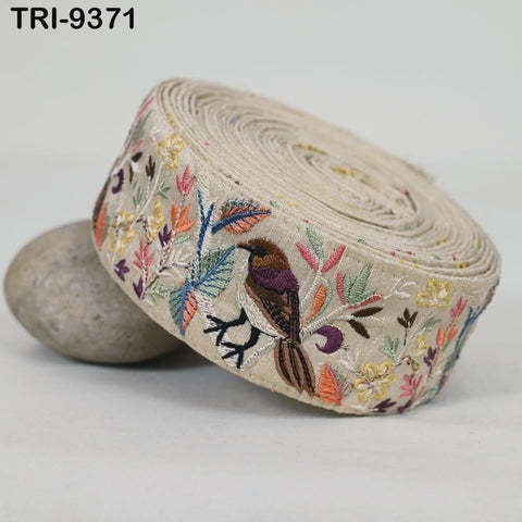 Ivory Embroidered Sparrow Sari Border Trim 1 Meter