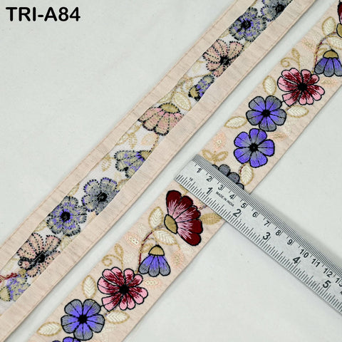 9 Yard Beige Indian Embroidery Ribbons 5cm Trim DIY Crafting Sewing Saree Border Embroidered Tote Bag Theatrical Costumes Holiday Ornaments