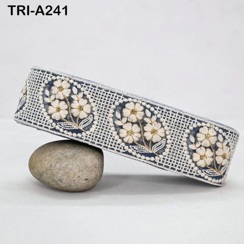 9 Yard Indian Ivory Embroidered Net Fabric Trim 6 cm Ribbon Embellishment Cushion DIY Craft Sari Border Wedding Saree Tape Embroidery Dress