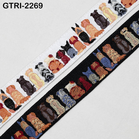 Embroidery Trim, Dogs sitting in line, Pets Accessories, Handbags, Journal Decor, 1.5 Inch Wide