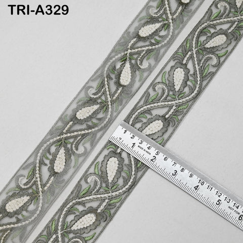 9 Yard Green Floral Sari Embellishment for Crafts Embroidery Indian Dresses Sewing Indian DIY Crafting Wear Saree Embroidered Ribbon