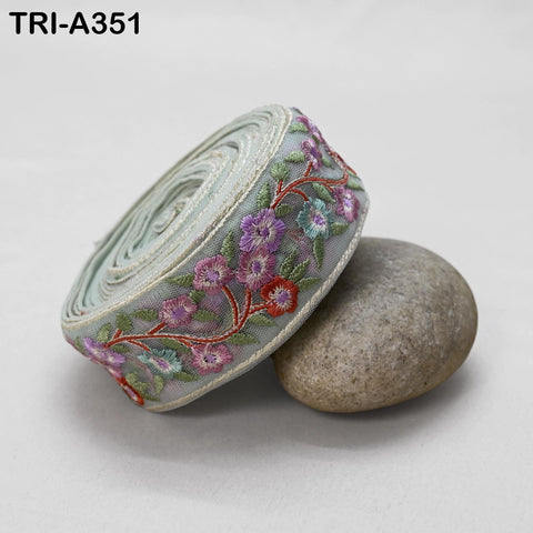 9 Yard Mauve Embroidery Ribbon 4cm Trim Embroidered Indian Sari Embellishments Crafting Tote Bags Trimming Curtains Headbands Saree Border