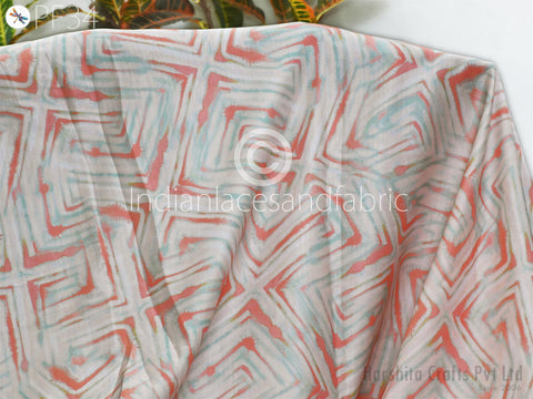 vintage screen printed fabric, flower fabric,, pre shrunk copyright Gabrielle retro fabric, bold floral design, rare fabric, savalux feet