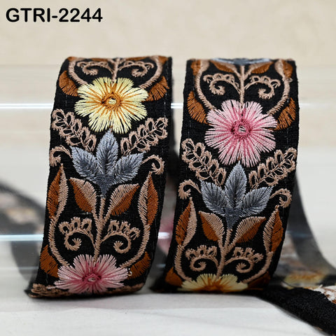 9 Yard Indian Embroidery Ribbons Embroidered Fabric Trim Embellish Saree Tape Sewing Crafting Border Wedding Dress Costume Accessories 32mm