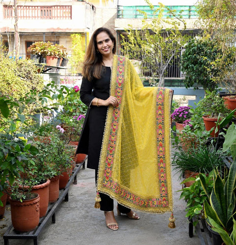 Yellow Organza Dupatta with Gold Beads, Sequins, Embroidery (2.5 Yard)