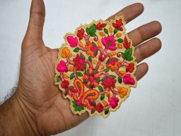 30 Pieces Thread Embroidered Sewing Floral Applique Decorative Indian Dresses Patches Appliques Handmade Patch Crafting Supply Décor