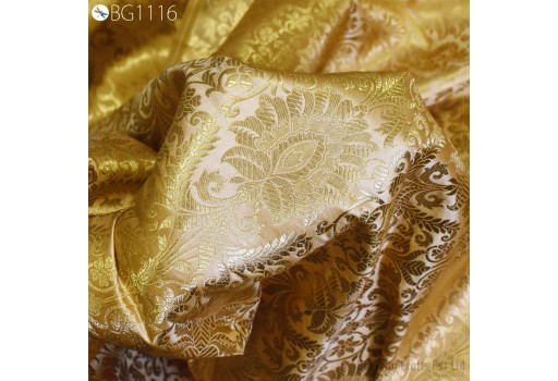 Banarasi Silk Brocade Illustrate Golden Woven Design Beige Gold Brocade By The Yard Evening Dress Material Mat Making Furniture Cover Clutches Bow Tie Fabric