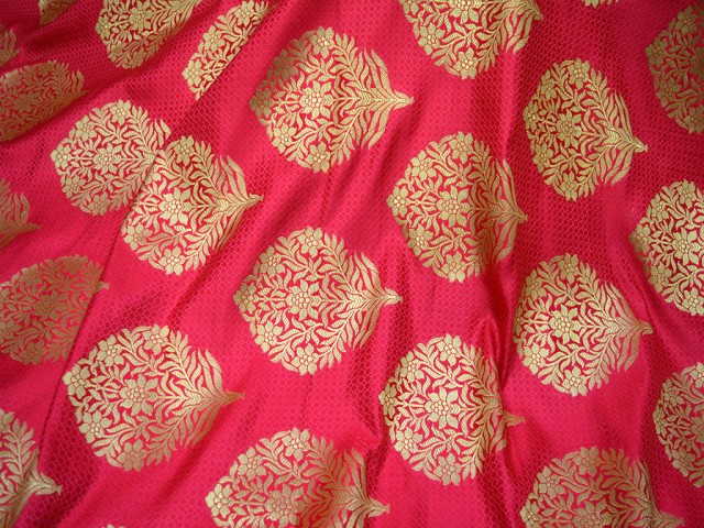 Golden Woven Design Silk Carrot Red Brocade Banarasi Blanded Silk Fabric By The Yard Jacket boutique Sewing Material Bridal Clutches Wedding Dress Lehenga Making clothing accessories