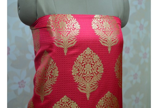 Golden Woven Design Silk Carrot Red Brocade Banarasi Blanded Silk Fabric By The Yard Jacket boutique Sewing Material Bridal Clutches Wedding Dress Lehenga Making clothing accessories