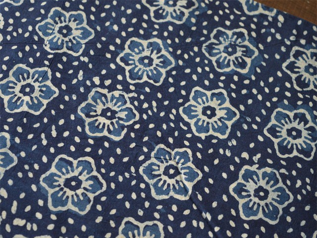 Indian blue hand block printed quilting cotton fabric by the yard home decor sewing floral indigo hair crafting drapery curtains women kids summer dresses frock skirt baby cloths