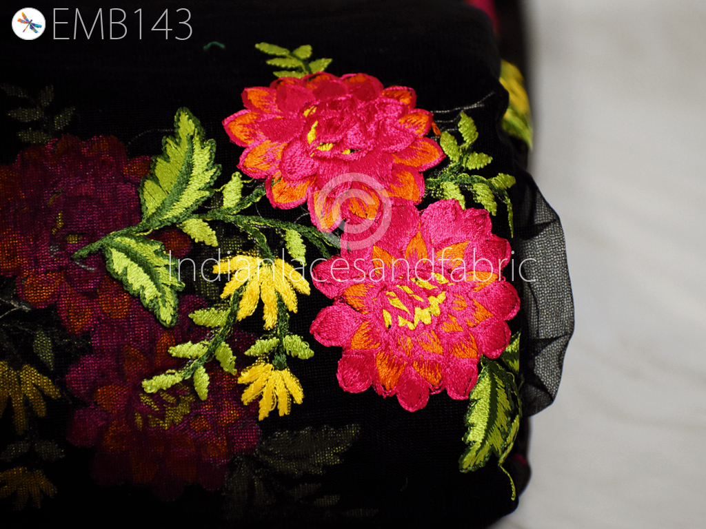 Fabric flowers :: Felt flowers :: 5 pcs - Black felt fabric