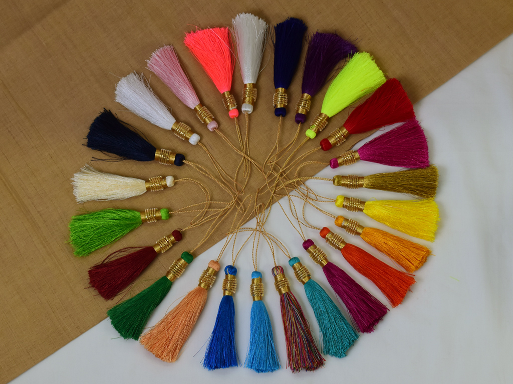 8 Pieces Viscose Thread Tassels Jewelry Decorative Handmade DIY